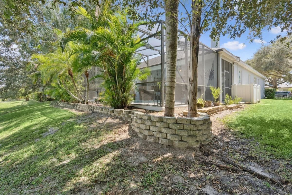 529 JOHNS LANDING WAY — photo 40 of 45