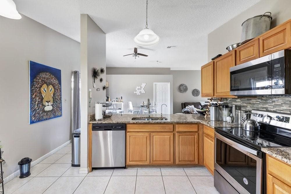 3130 KOVAL COURT — photo 11 of 35
