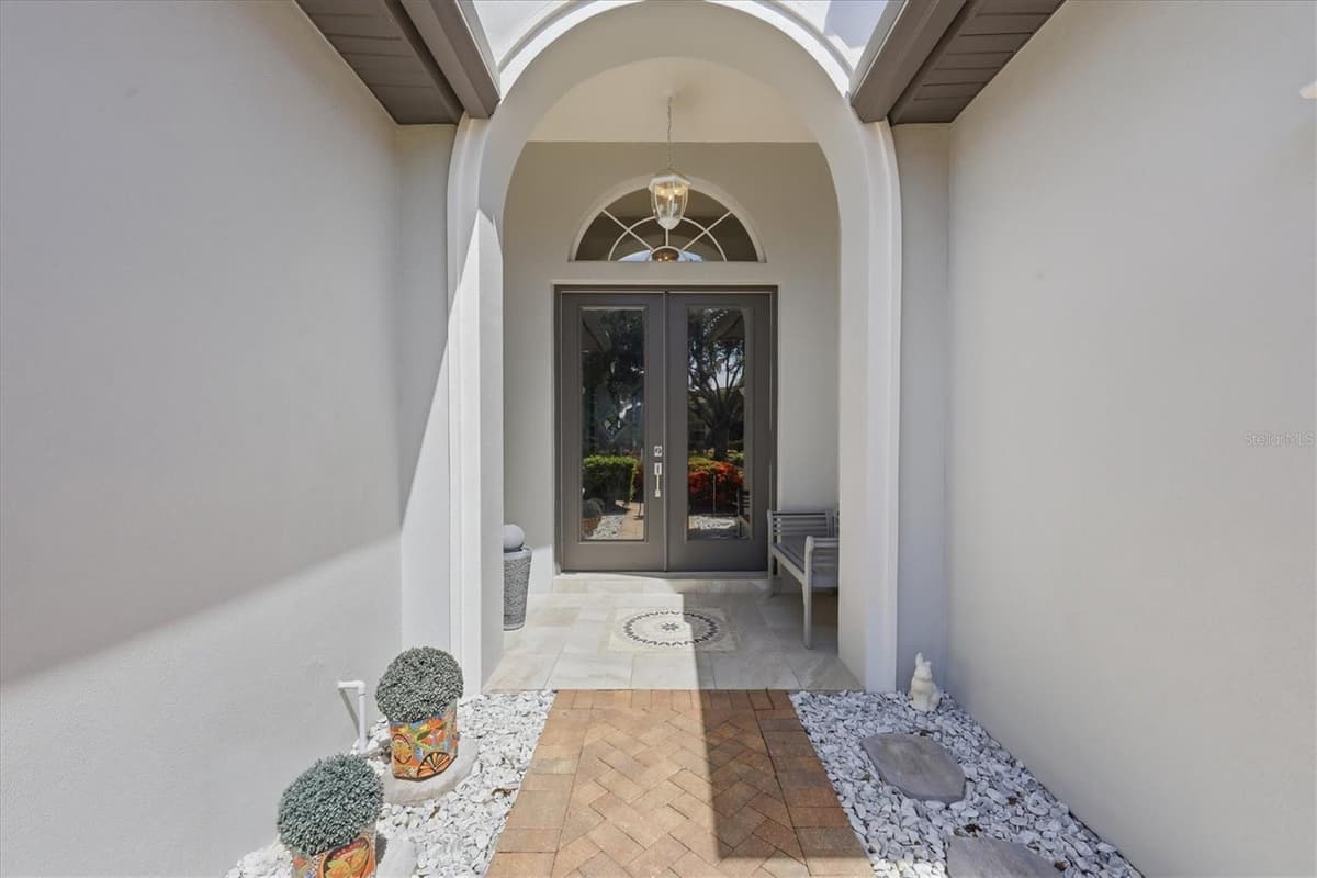 7346 WINDEMERE LANE — photo 3 of 79