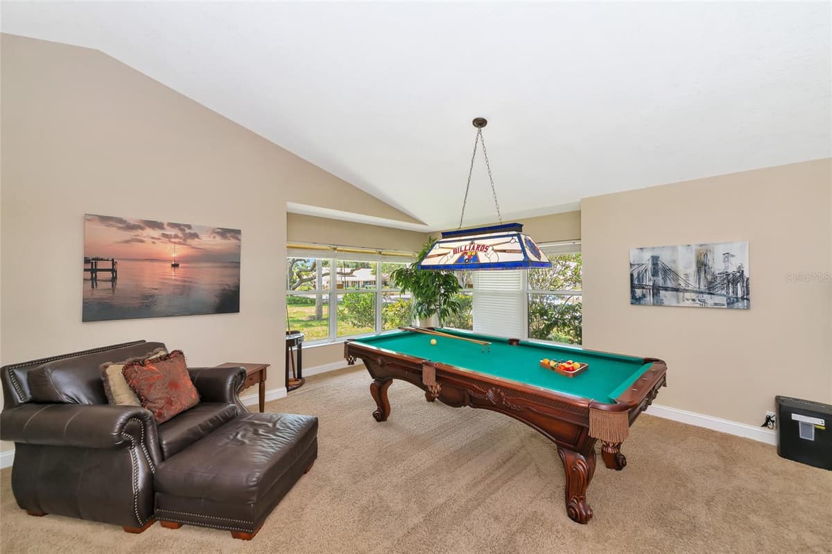 1495 LANDVIEW LANE — photo 8 of 75