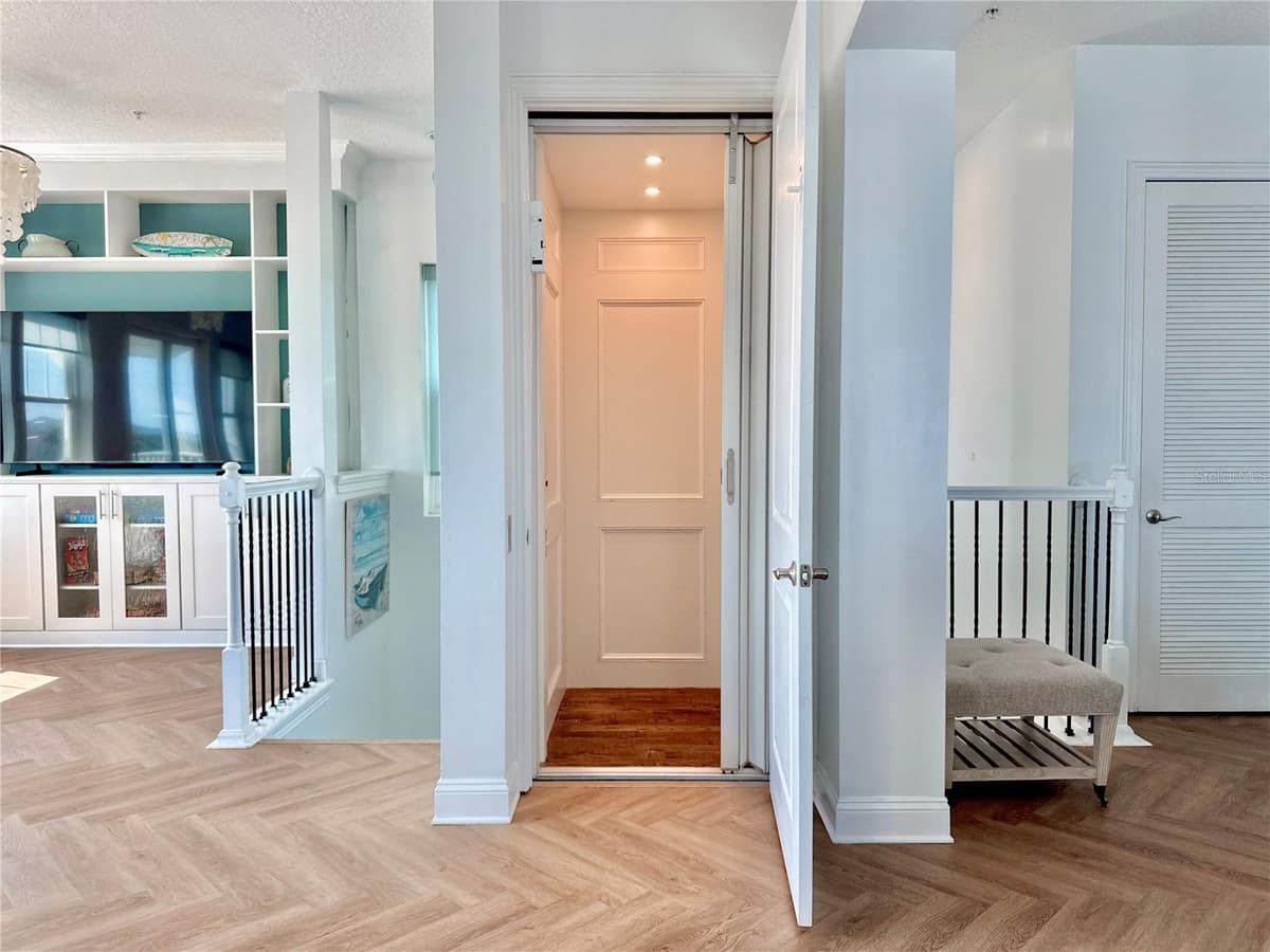 2718 SUNSET INLET DRIVE — photo 10 of 76