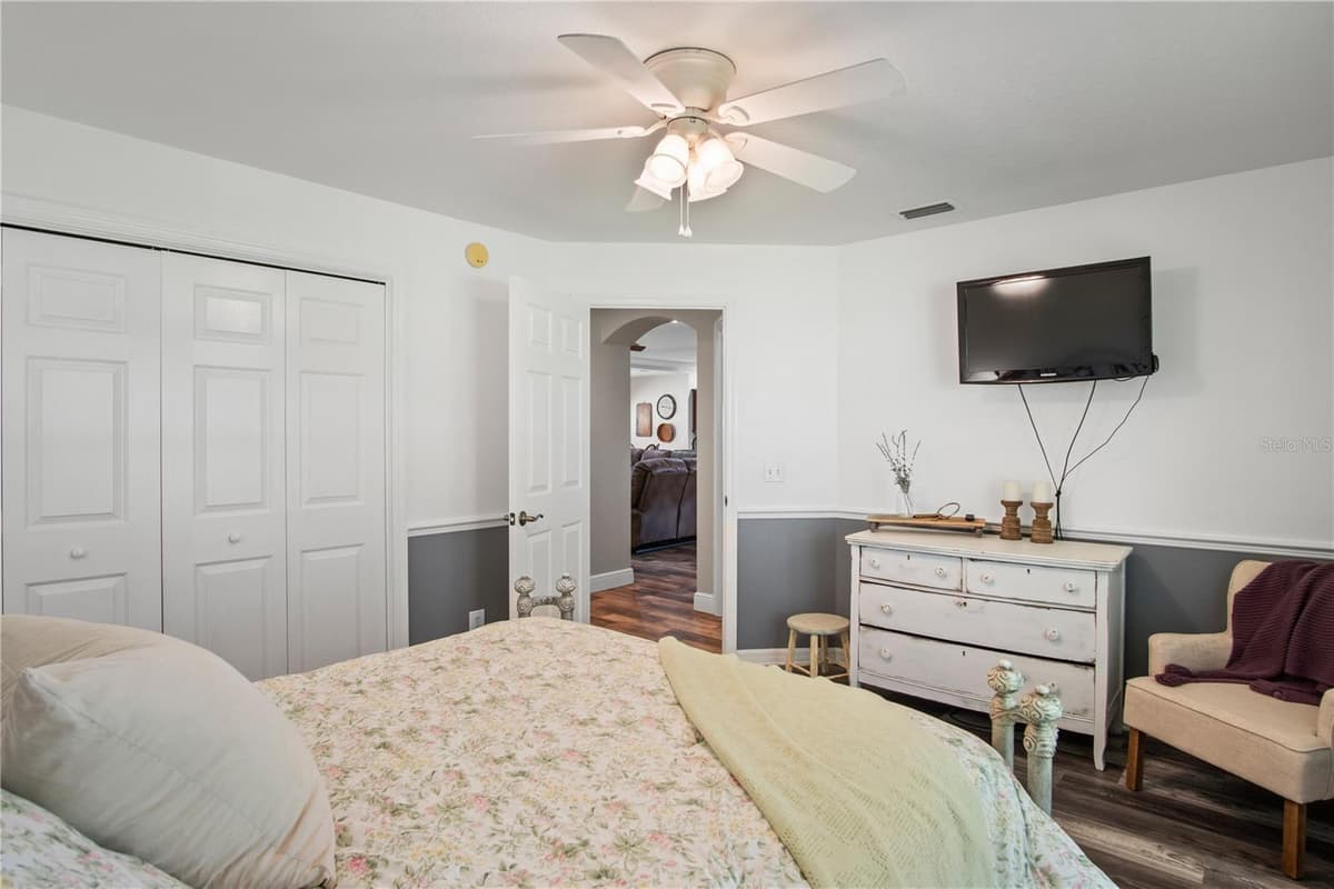 9045 LAKE HATCHINEHA RD — photo 38 of 52