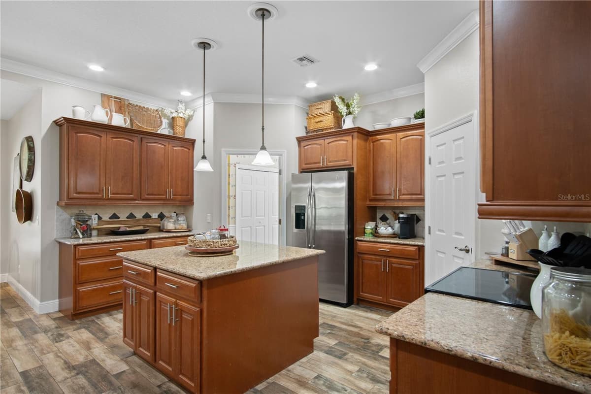 9045 LAKE HATCHINEHA RD — photo 24 of 52