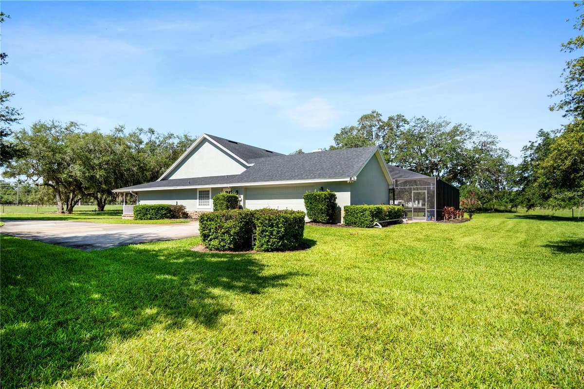 9045 LAKE HATCHINEHA RD — photo 10 of 52