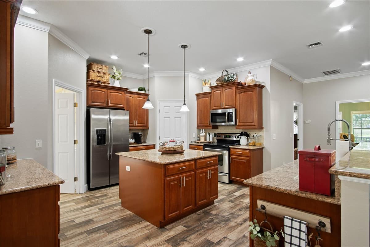 9045 LAKE HATCHINEHA RD — photo 23 of 52