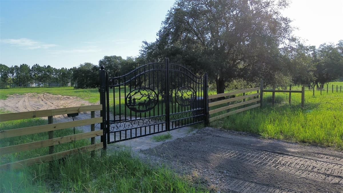9045 LAKE HATCHINEHA RD — photo 47 of 52
