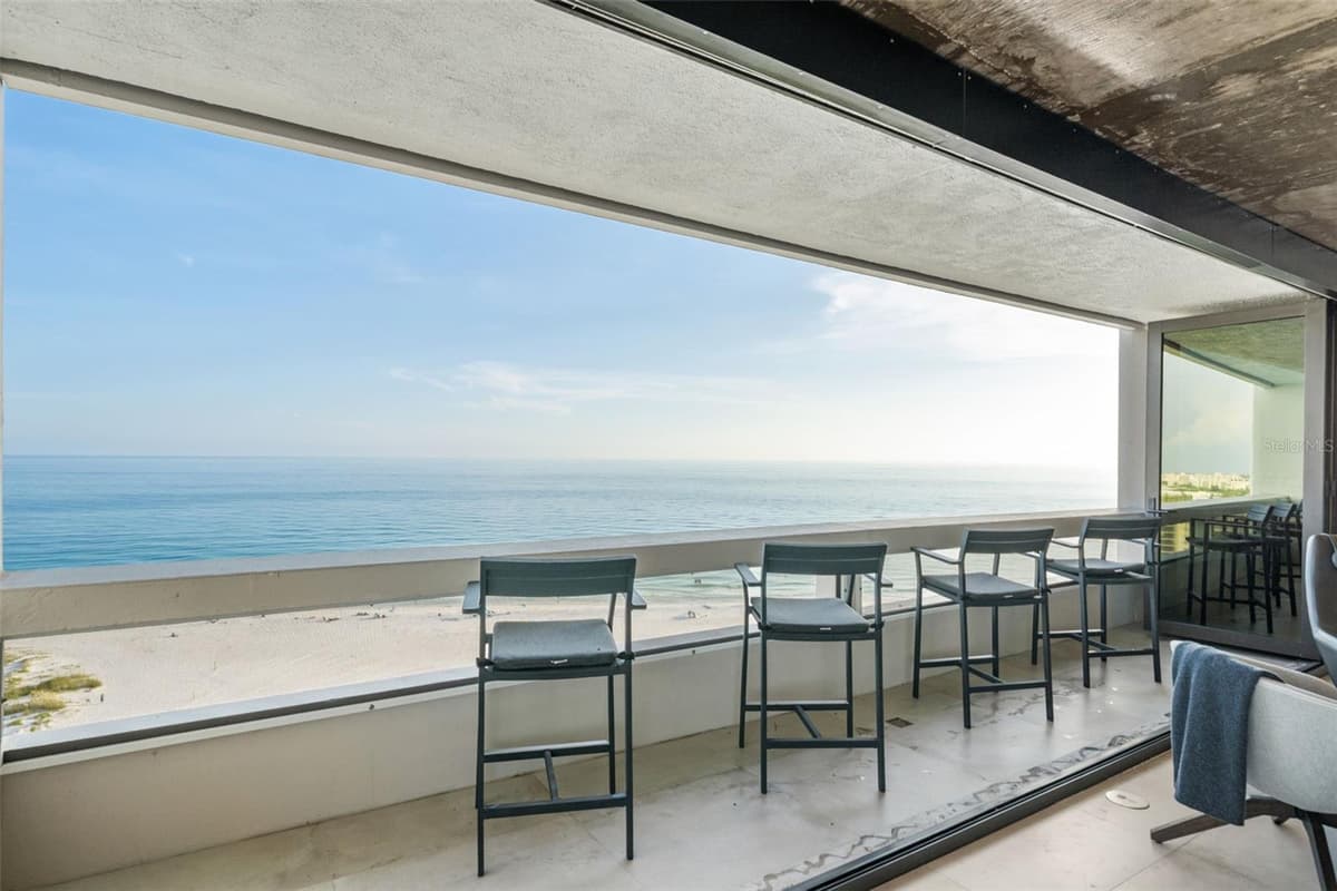 5400 OCEAN BOULEVARD — photo 7 of 99