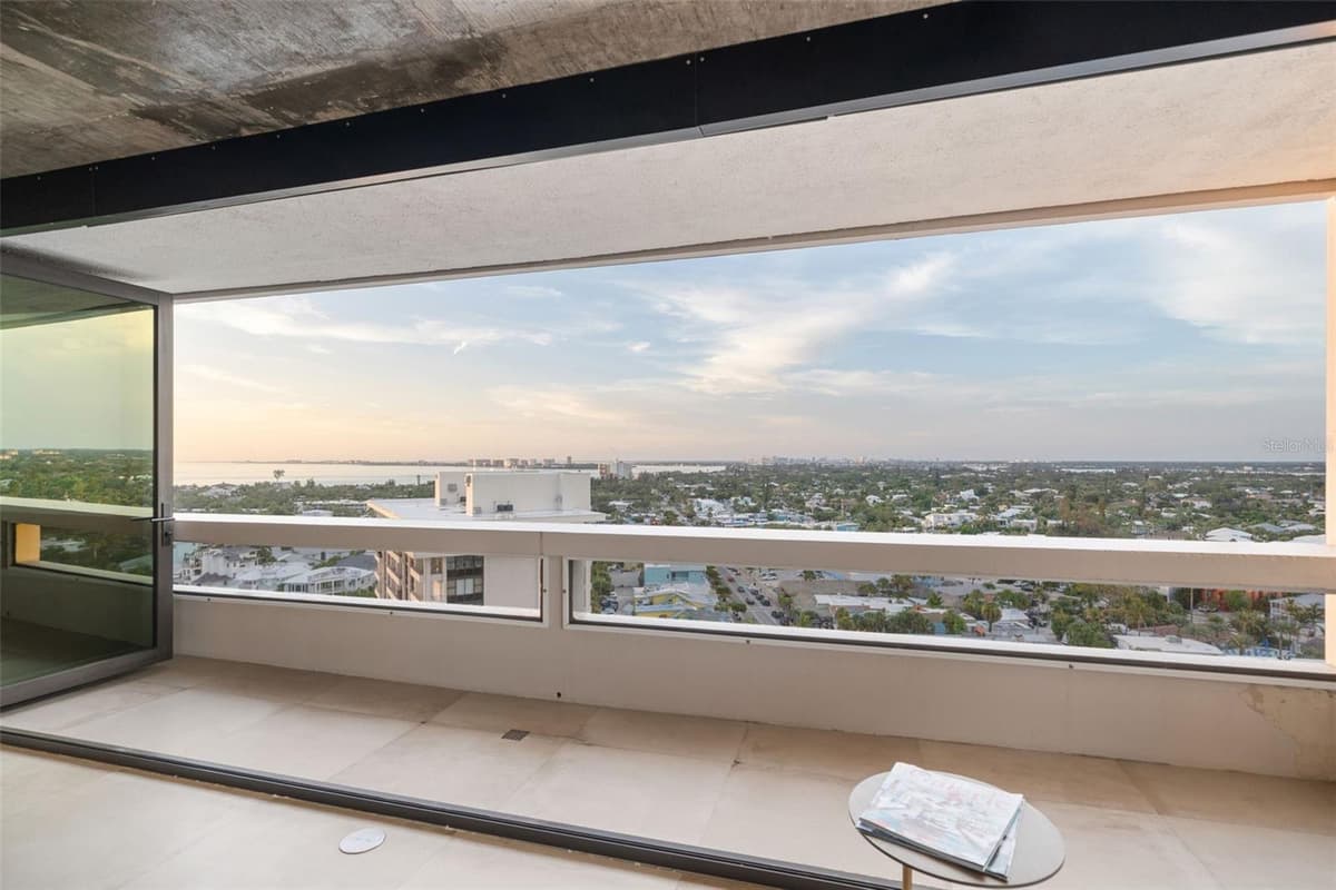 5400 OCEAN BOULEVARD — photo 46 of 99