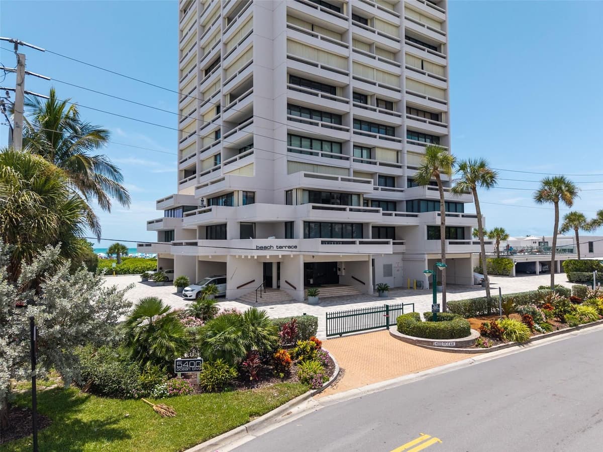 5400 OCEAN BOULEVARD — photo 98 of 99