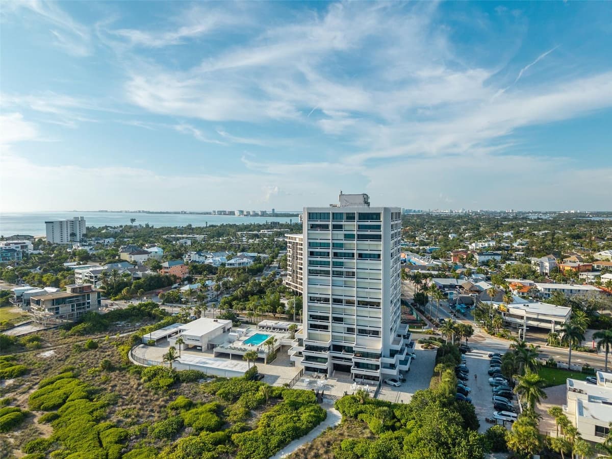 5400 OCEAN BOULEVARD — photo 76 of 99