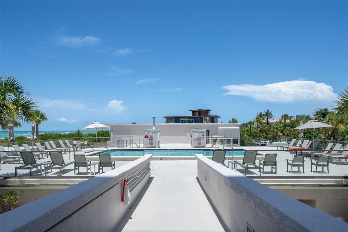 5400 OCEAN BOULEVARD — photo 92 of 99