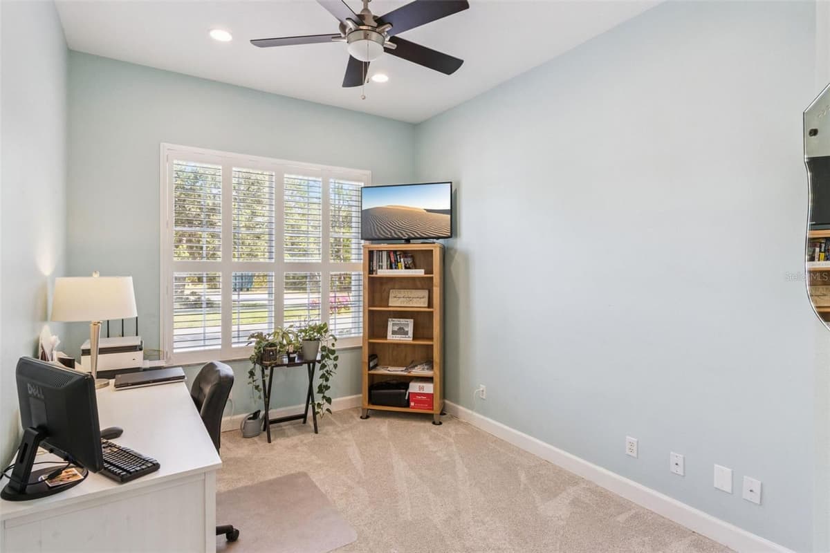 8 COSMOS COURT — photo 33 of 48