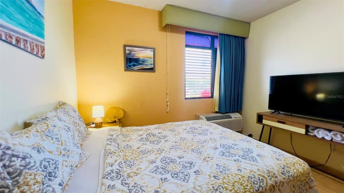 Condominiom Victoria Del CARR 429 KM .5 INTERIOR OESTE BARRIO CALVACHE — photo 10 of 18