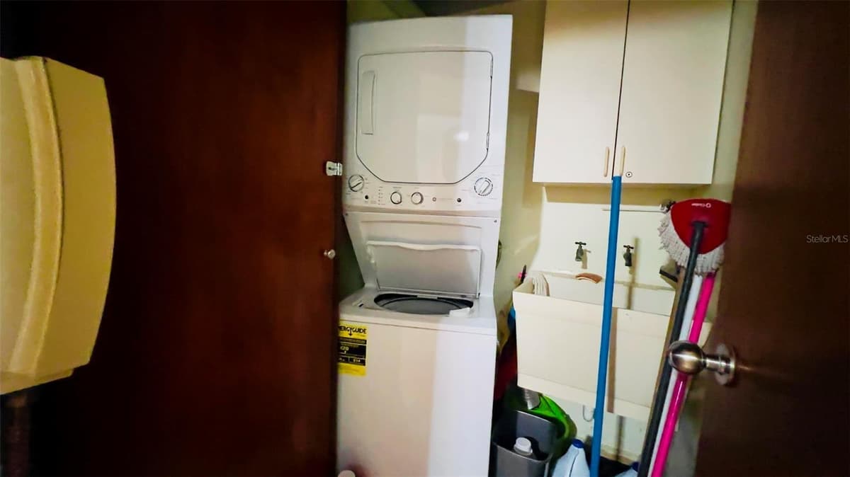 Condominiom Victoria Del CARR 429 KM .5 INTERIOR OESTE BARRIO CALVACHE — photo 15 of 18