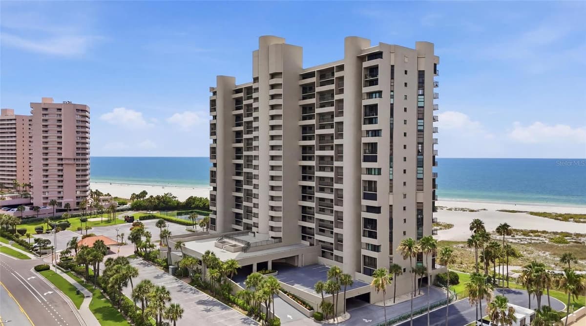 1270 GULF BOULEVARD — photo 40 of 41