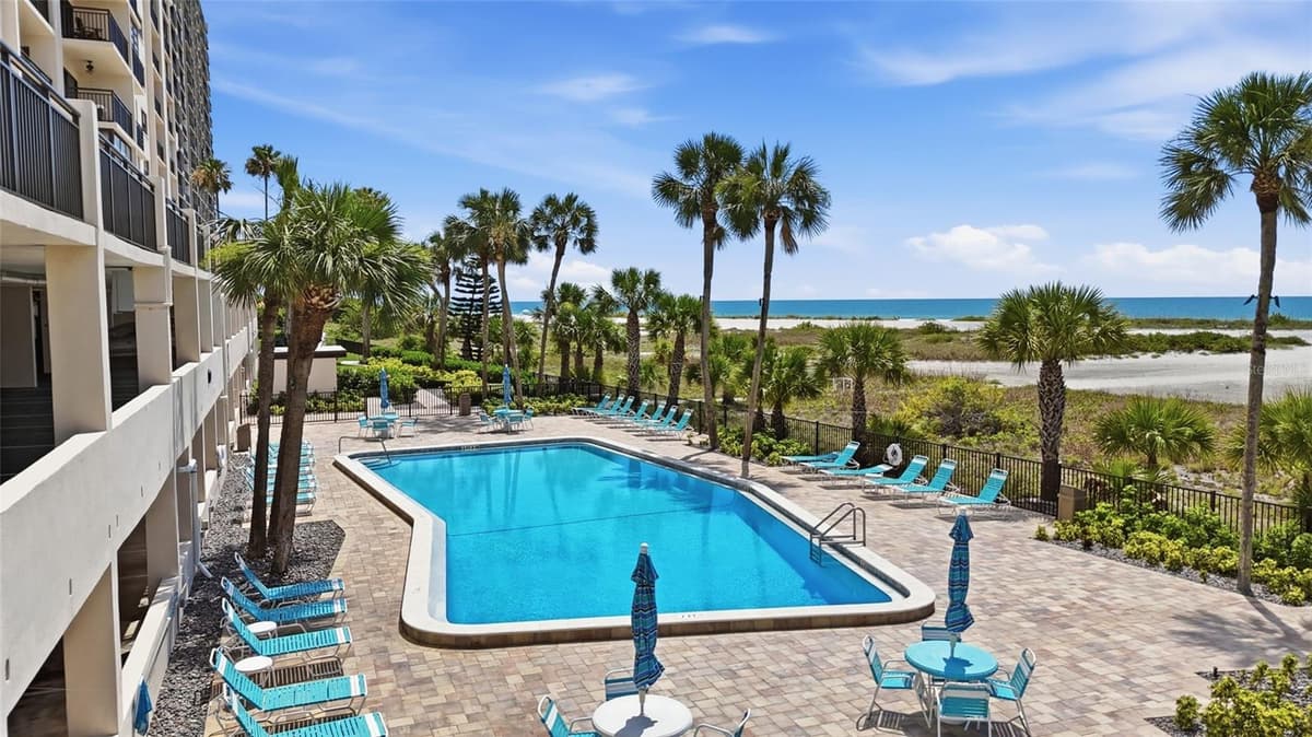 1270 GULF BOULEVARD — photo 30 of 41