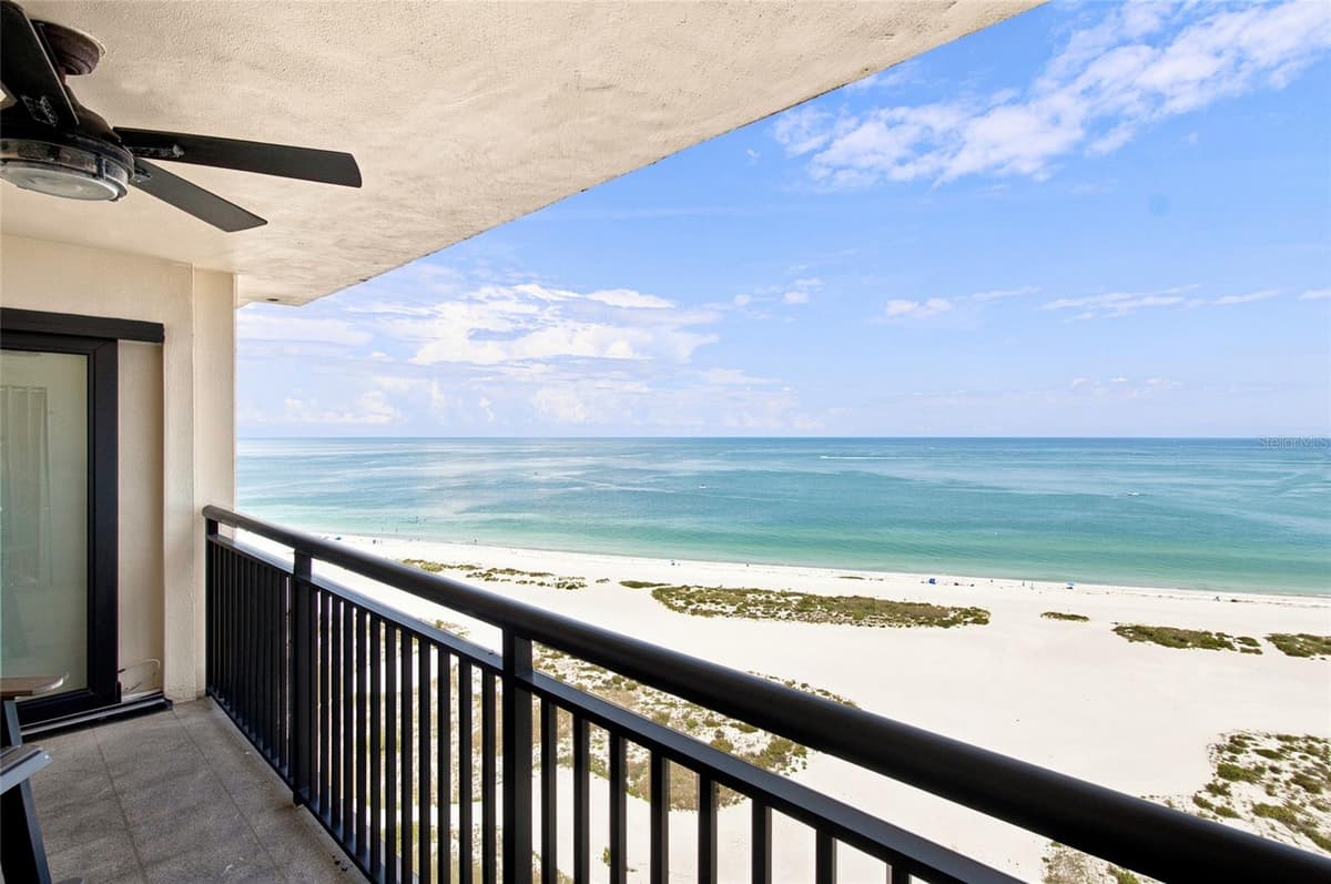 1270 GULF BOULEVARD — photo 24 of 41