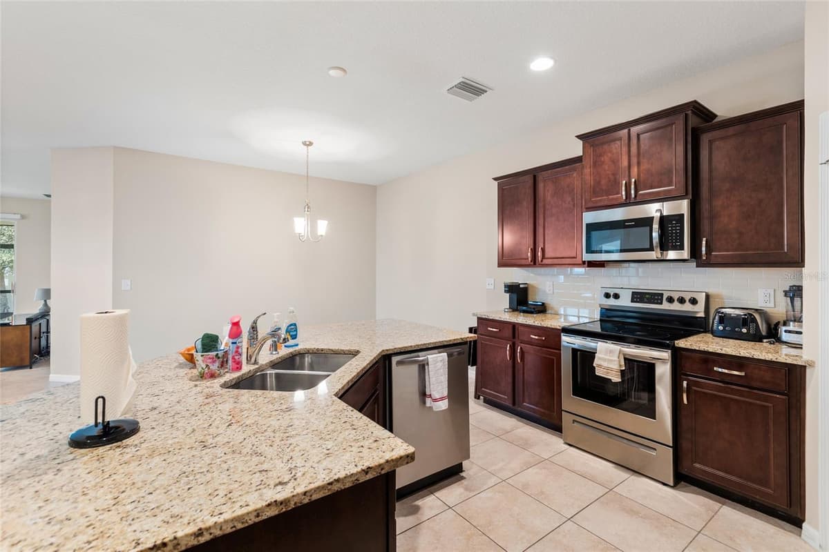 7727 TIMBERVIEW LOOP — photo 16 of 35