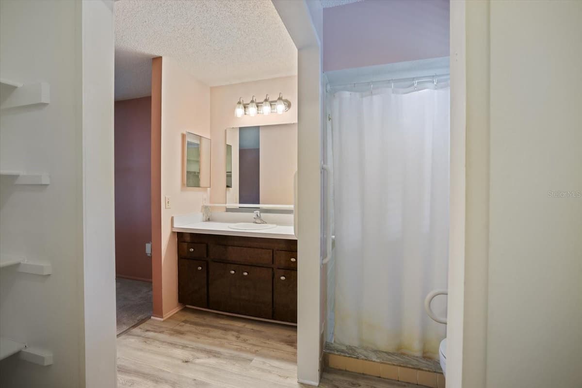1236 GAYLE AVE — photo 30 of 45
