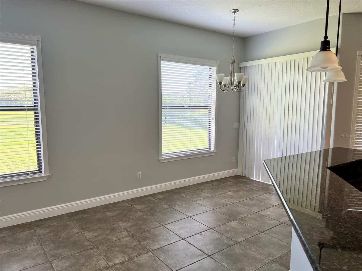 508 LANARKSHIRE PLACE — photo 17 of 67
