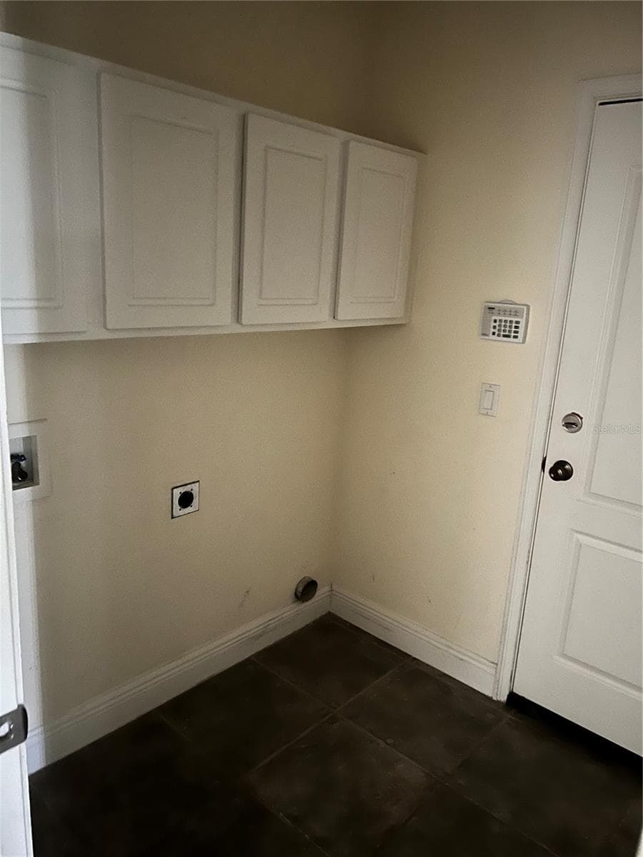 508 LANARKSHIRE PLACE — photo 52 of 67
