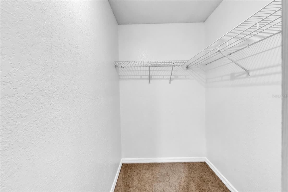 6812 RIDGE TOP DRIVE — photo 33 of 70