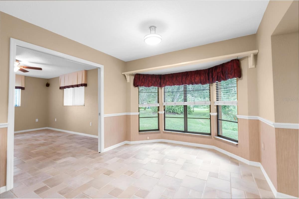 6812 RIDGE TOP DRIVE — photo 16 of 70