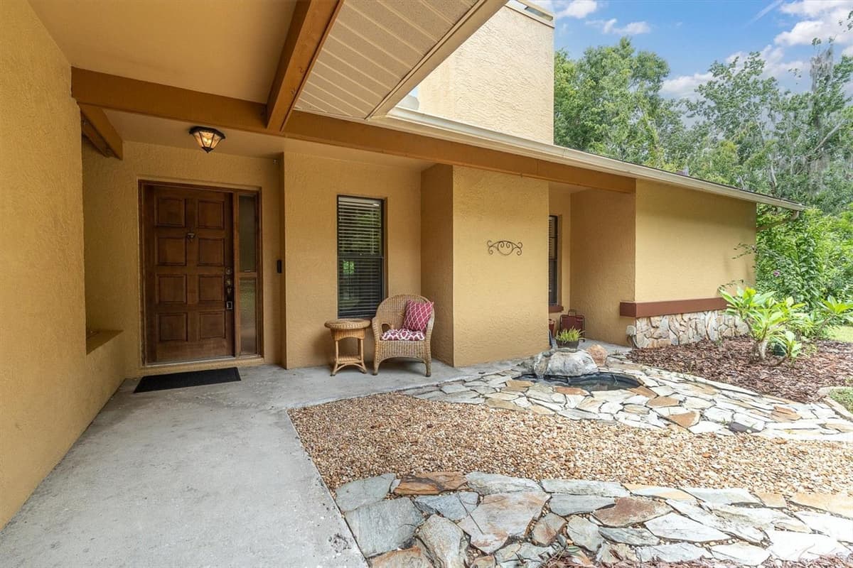 6812 RIDGE TOP DRIVE — photo 4 of 70