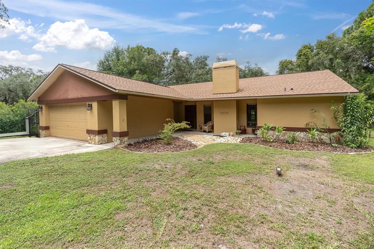 6812 RIDGE TOP DRIVE — photo 1 of 70