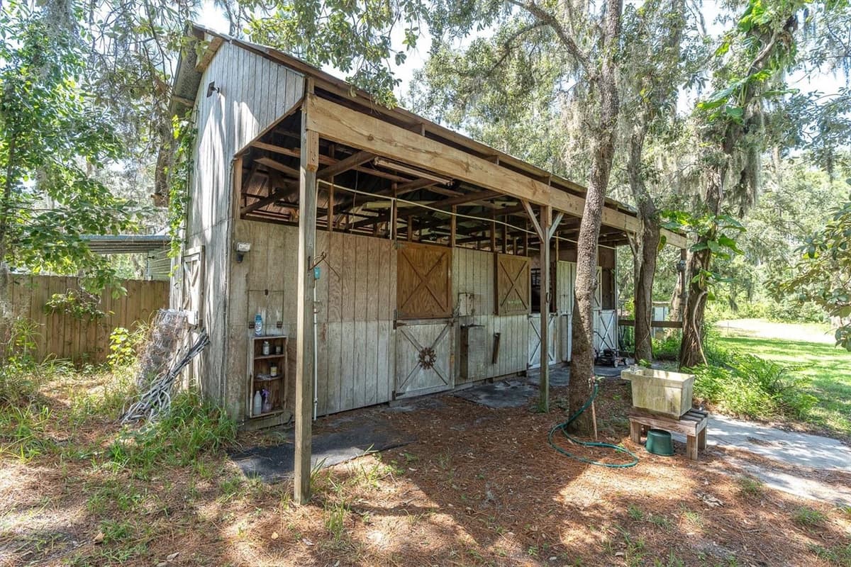 6812 RIDGE TOP DRIVE — photo 54 of 70