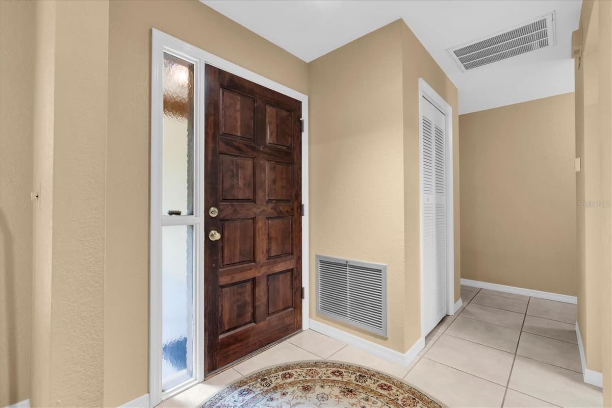 6812 RIDGE TOP DRIVE — photo 5 of 70