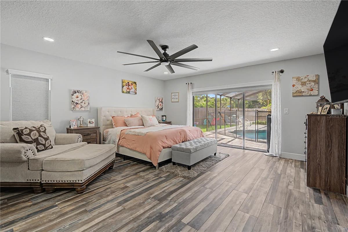 2717 REDFORD COURT — photo 23 of 59
