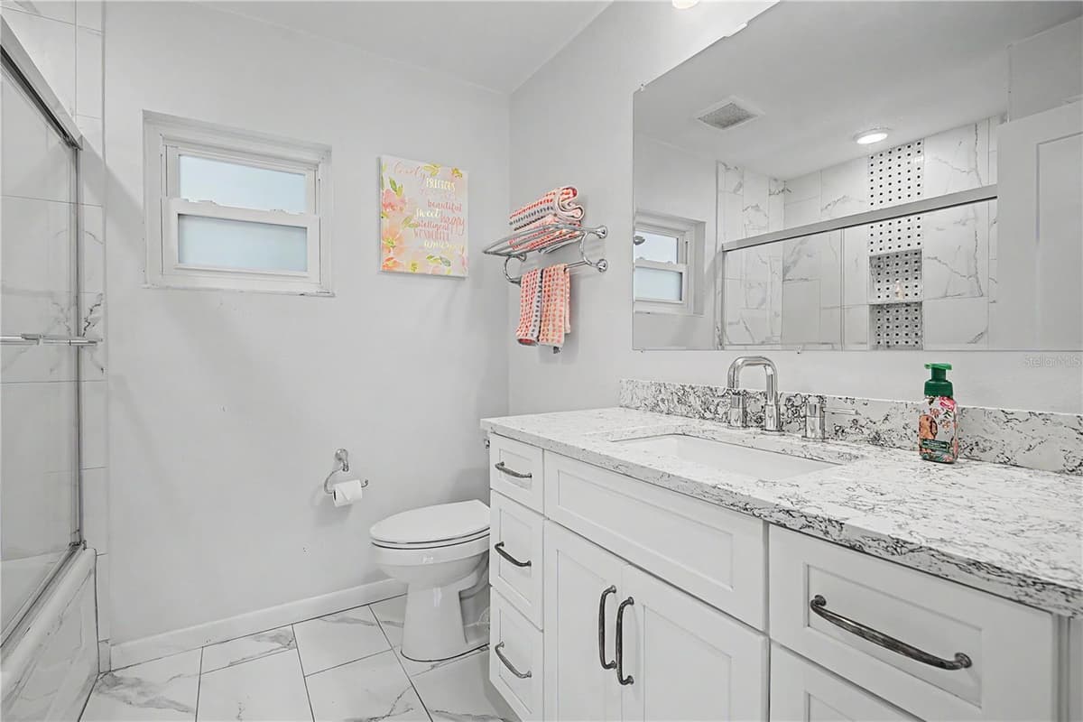 2717 REDFORD COURT — photo 33 of 59