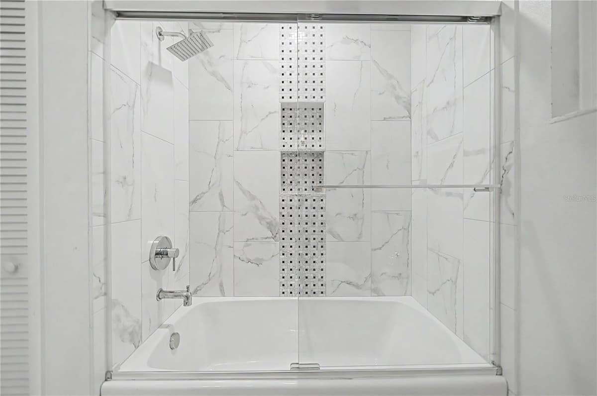 2717 REDFORD COURT — photo 34 of 59