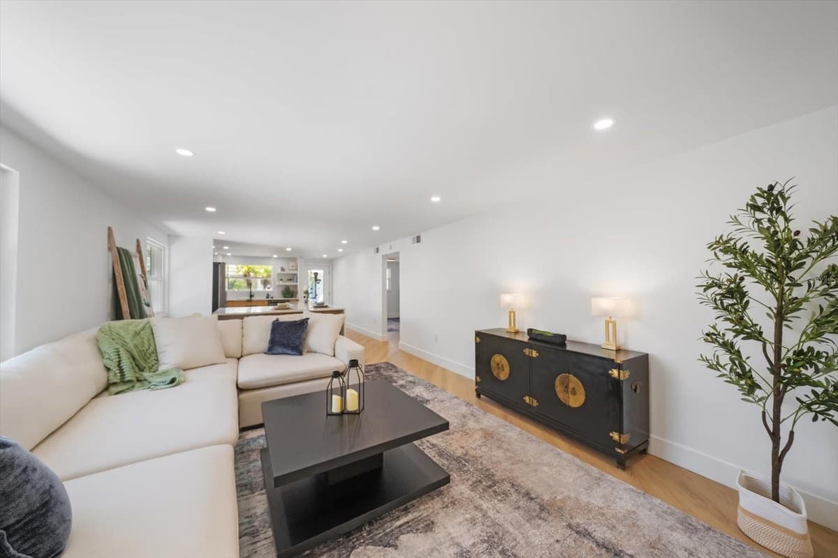 578 SPANISH DRIVE — photo 17 of 46