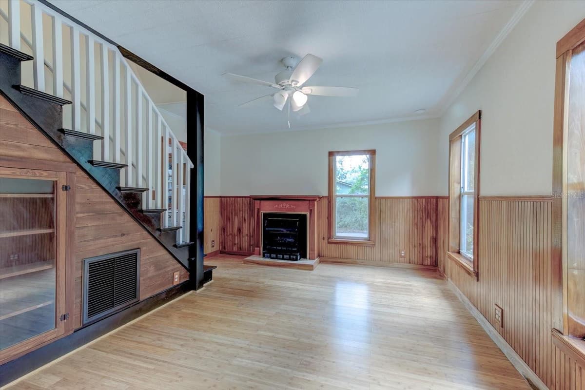 543 THORPE AVENUE — photo 34 of 70
