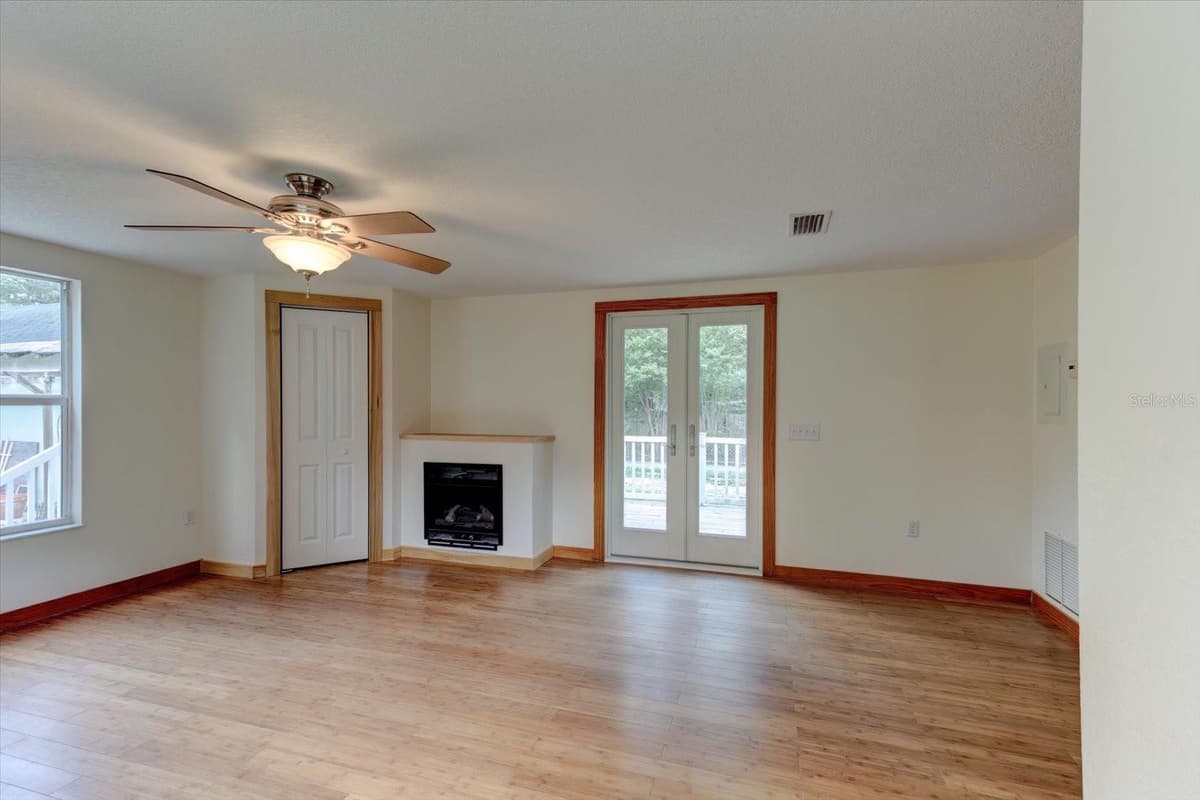 543 THORPE AVENUE — photo 45 of 70