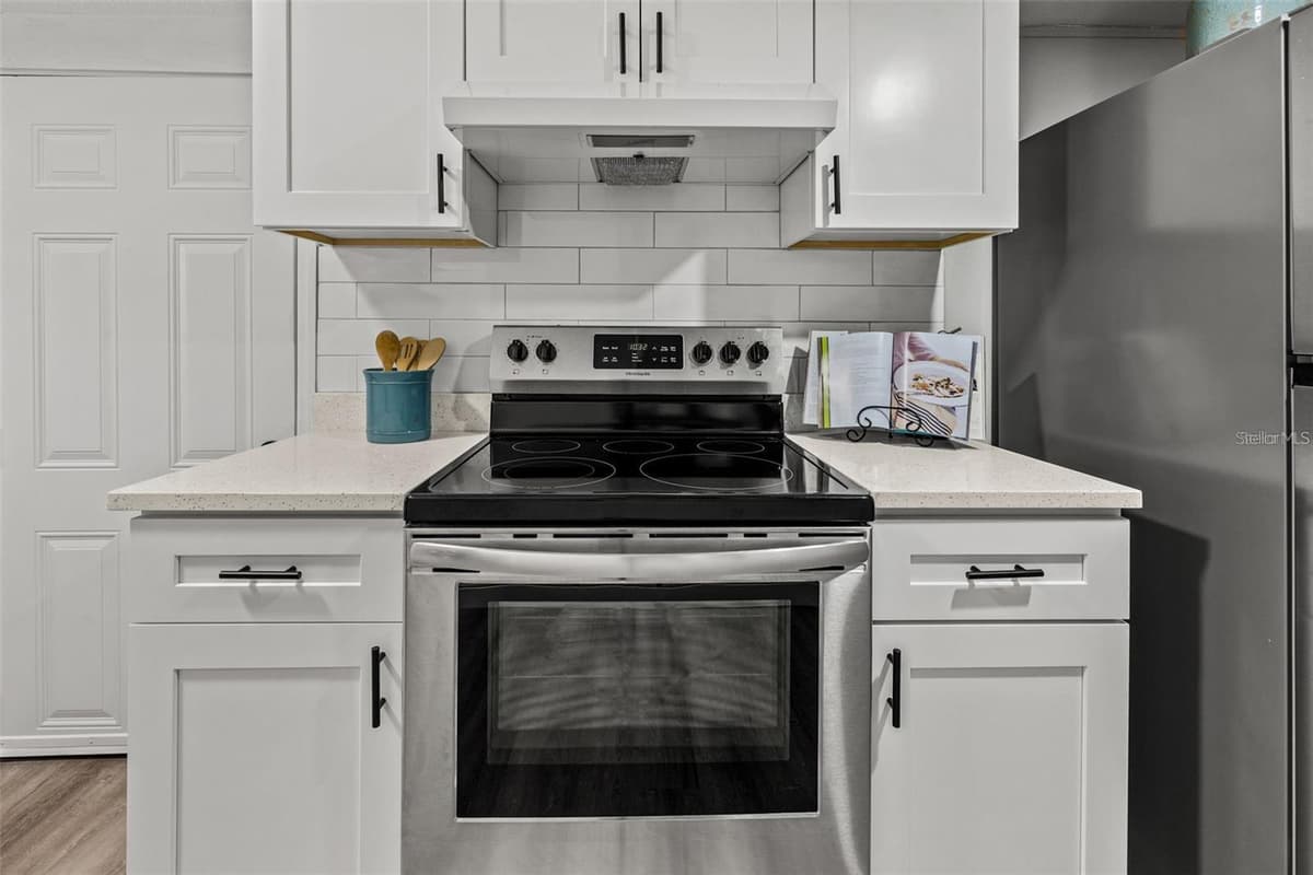 1606 OSBORNE AVENUE — photo 8 of 28