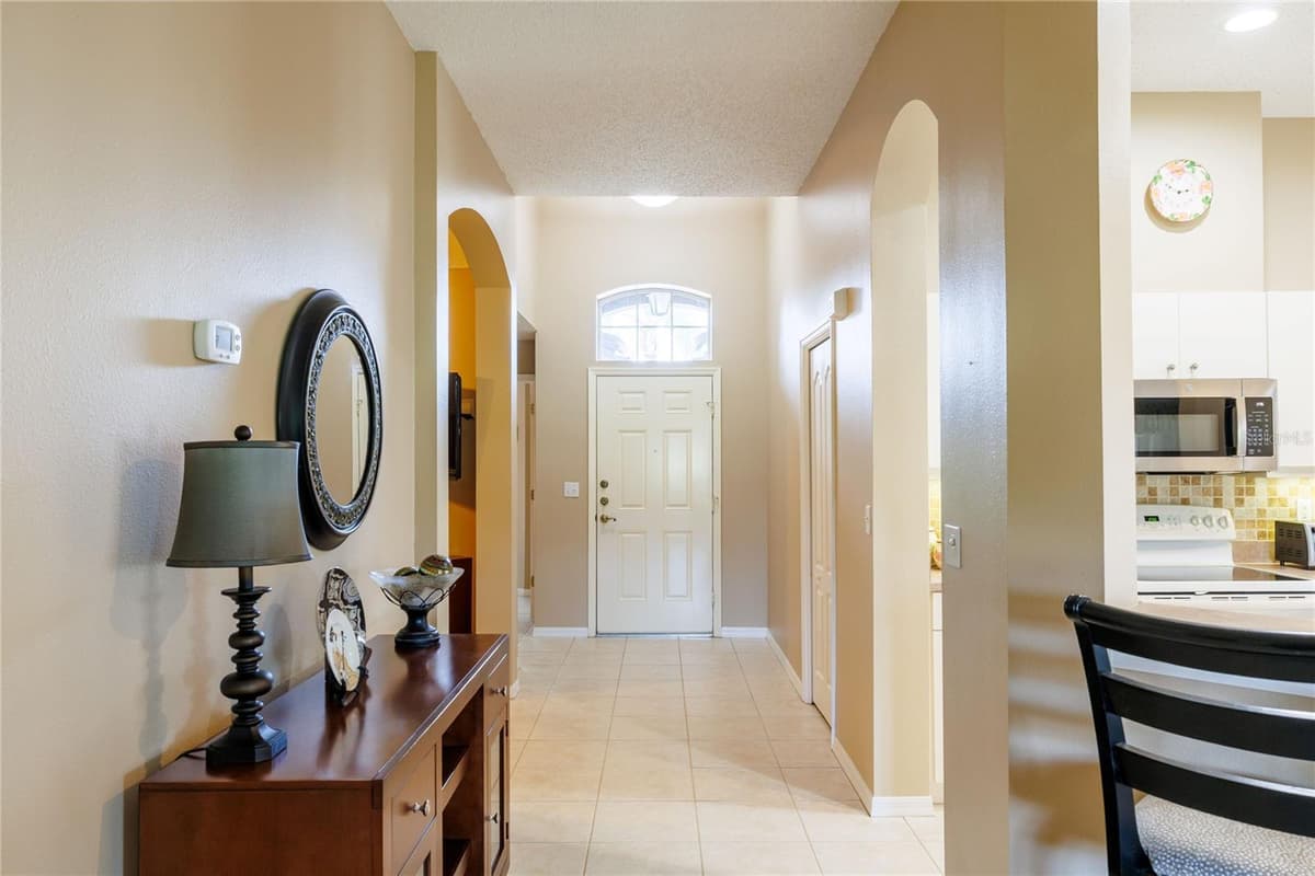 1124 CORINTH GREENS DRIVE — photo 8 of 22