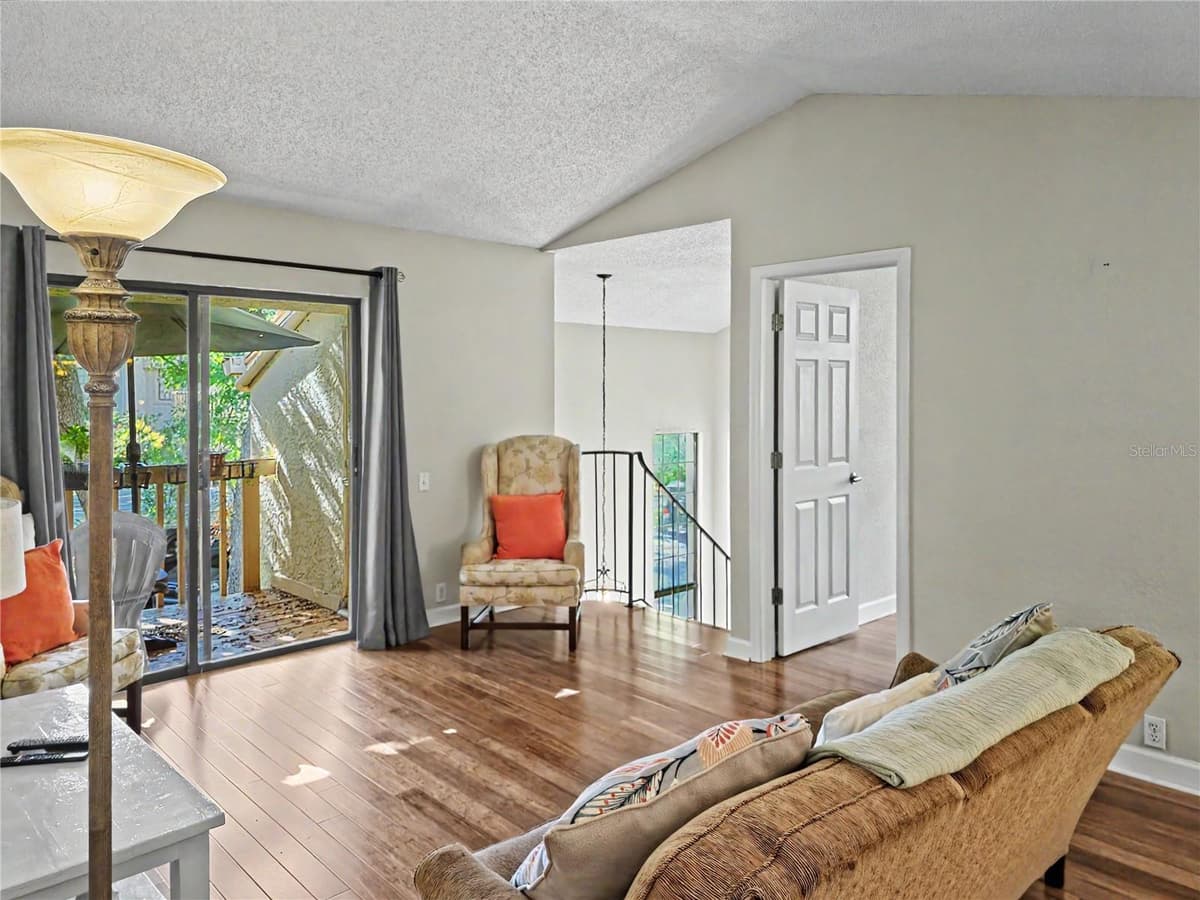 247 LOS PRADOS DRIVE — photo 5 of 29