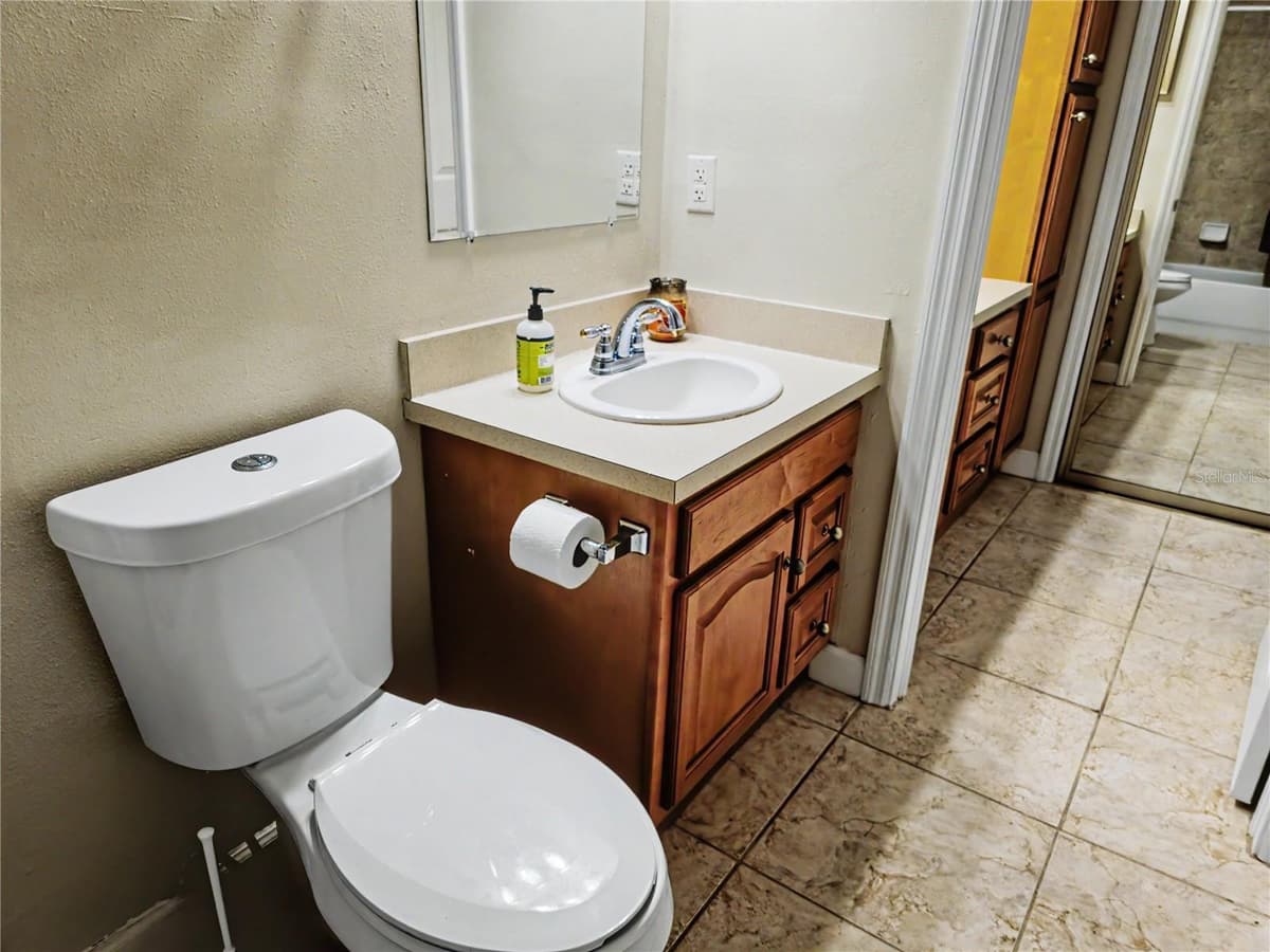 247 LOS PRADOS DRIVE — photo 11 of 29