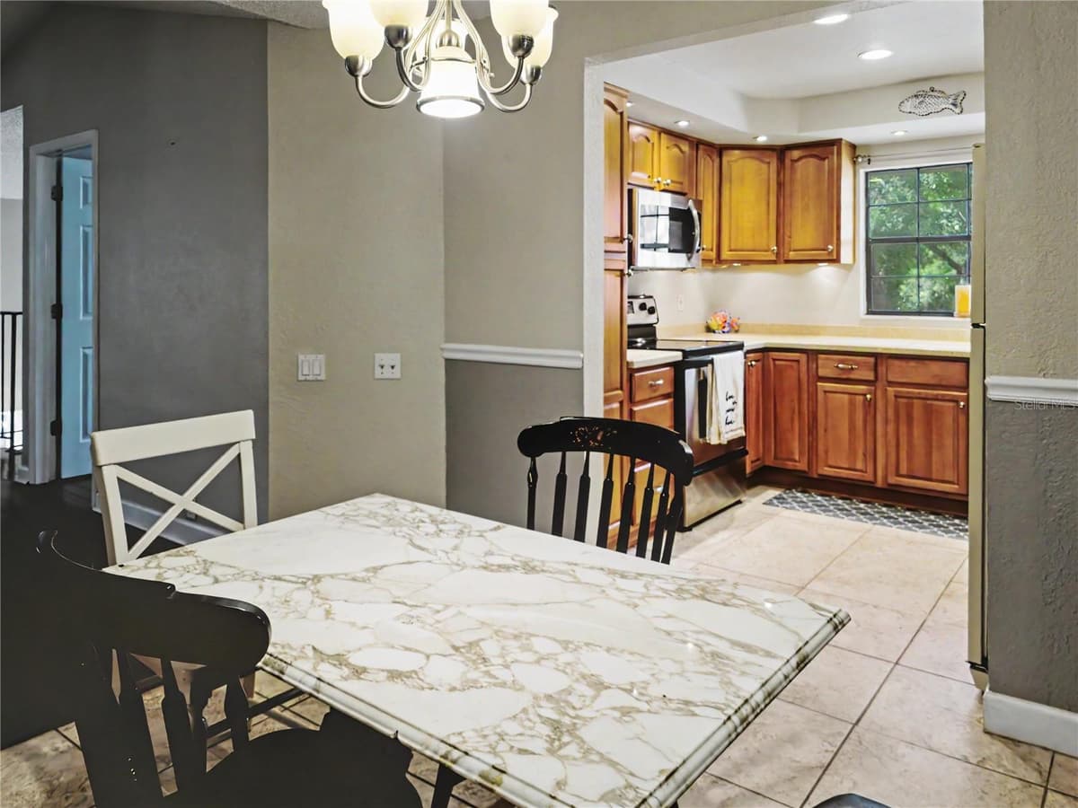 247 LOS PRADOS DRIVE — photo 18 of 29