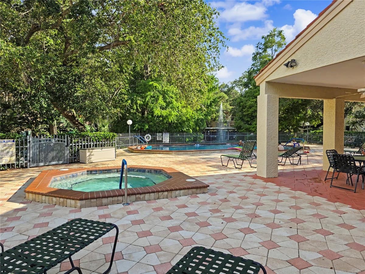 247 LOS PRADOS DRIVE — photo 25 of 29