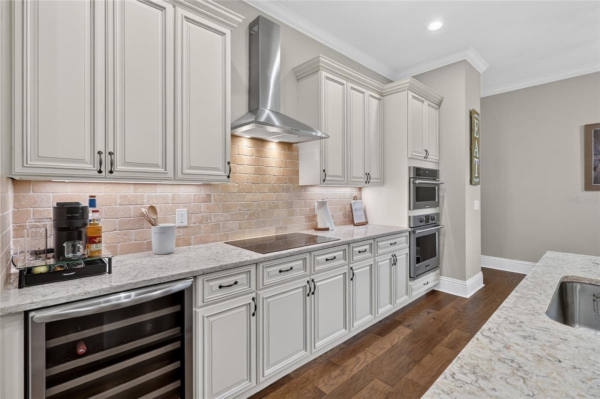 2564 DELPHI WOODS CIRCLE — photo 32 of 63