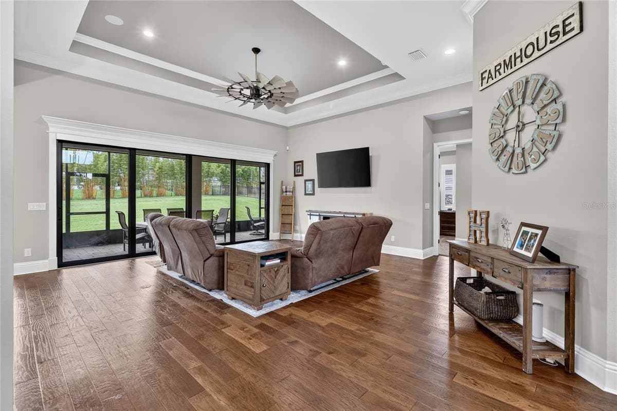 2564 DELPHI WOODS CIRCLE — photo 21 of 63