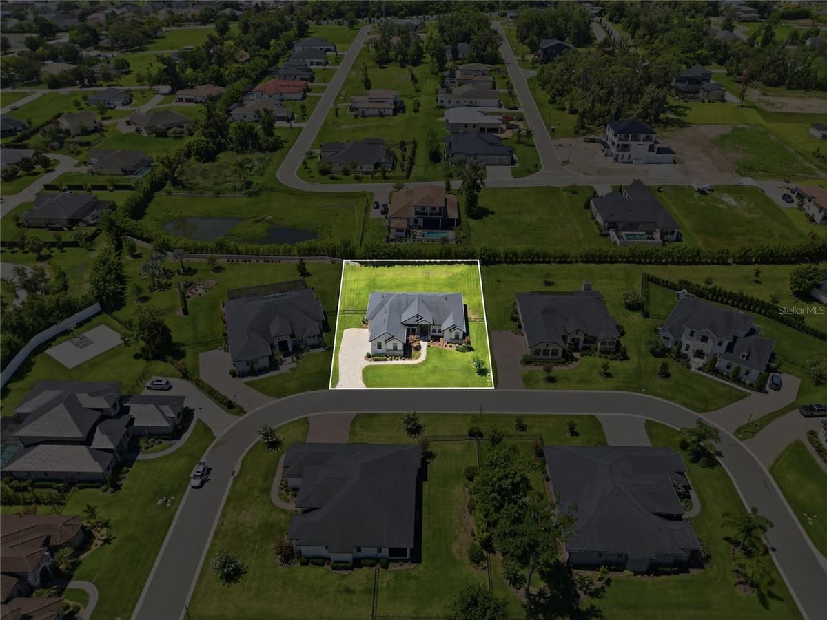 2564 DELPHI WOODS CIRCLE — photo 13 of 63
