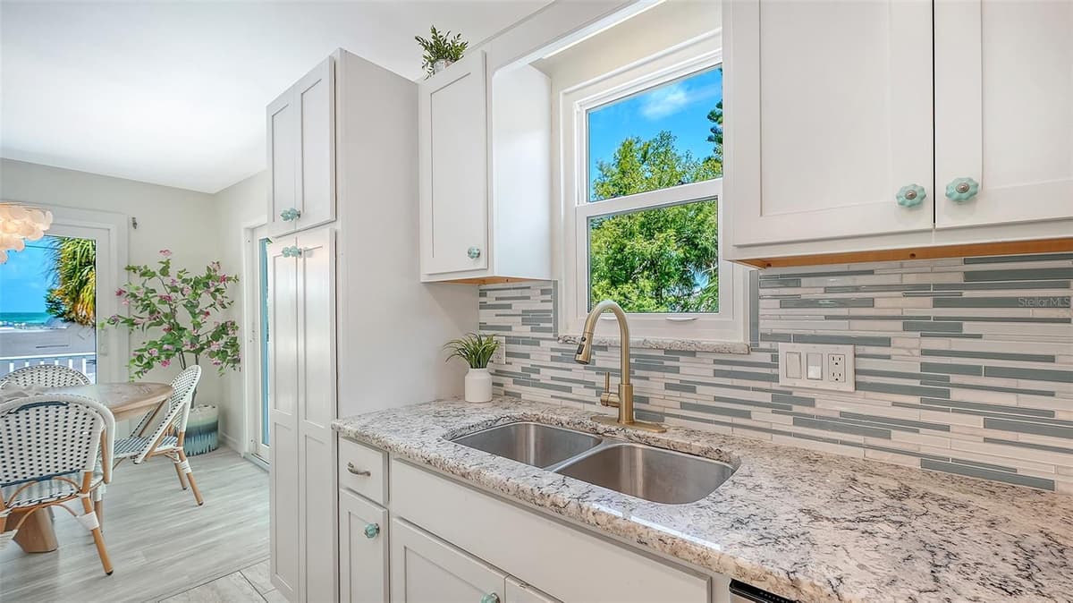 6327 GULF DRIVE — photo 13 of 45