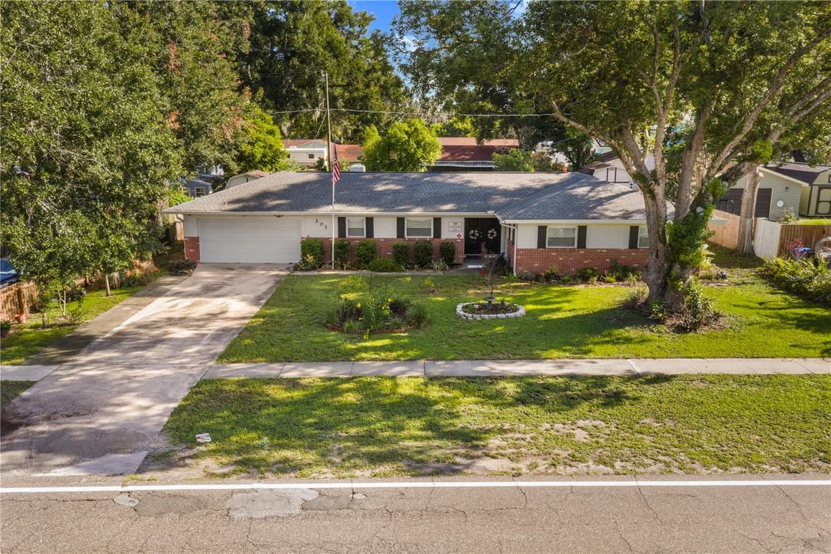 207 WHEELER ROAD — photo 1 of 38