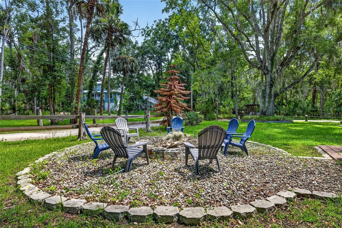 4600 LEWOODS DRIVE — photo 44 of 89
