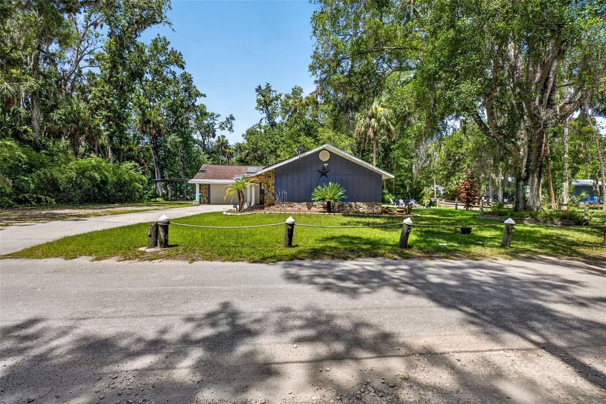 4600 LEWOODS DRIVE — photo 58 of 89